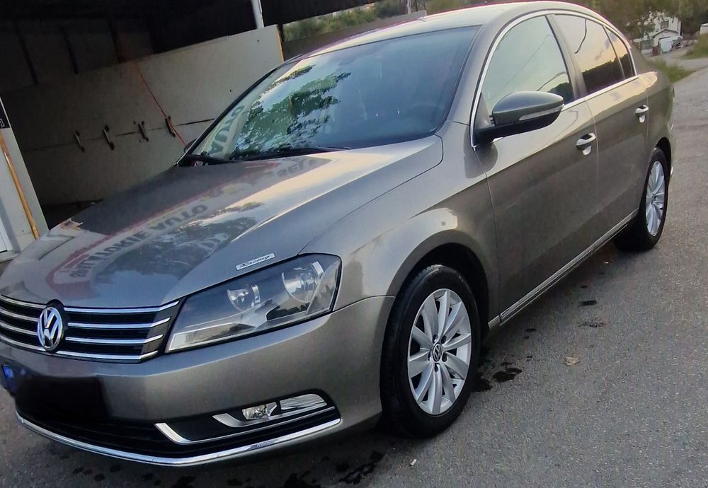 Vând Wolskvagen Passat 2012