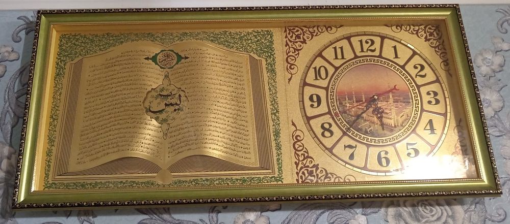 Стенные часы продам