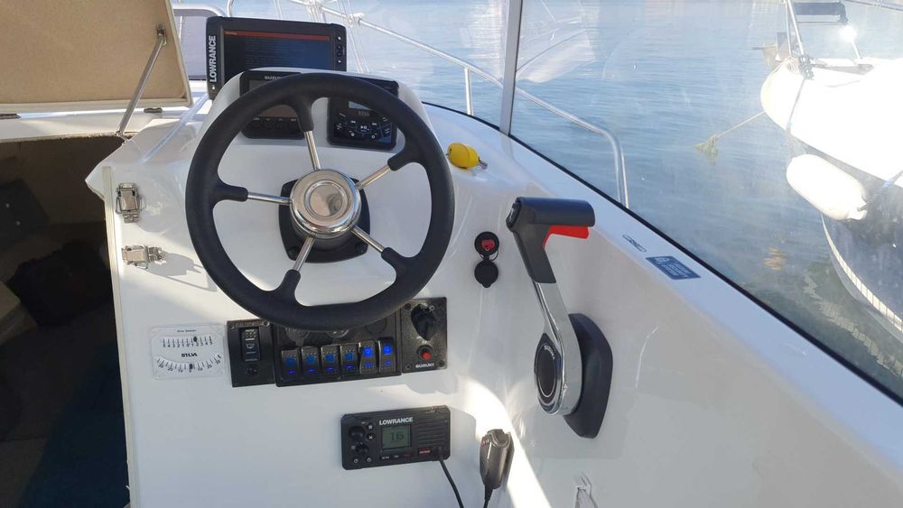 Vand barca Pilot house PL Pilot House 540 + motor 90 CP + peridoc