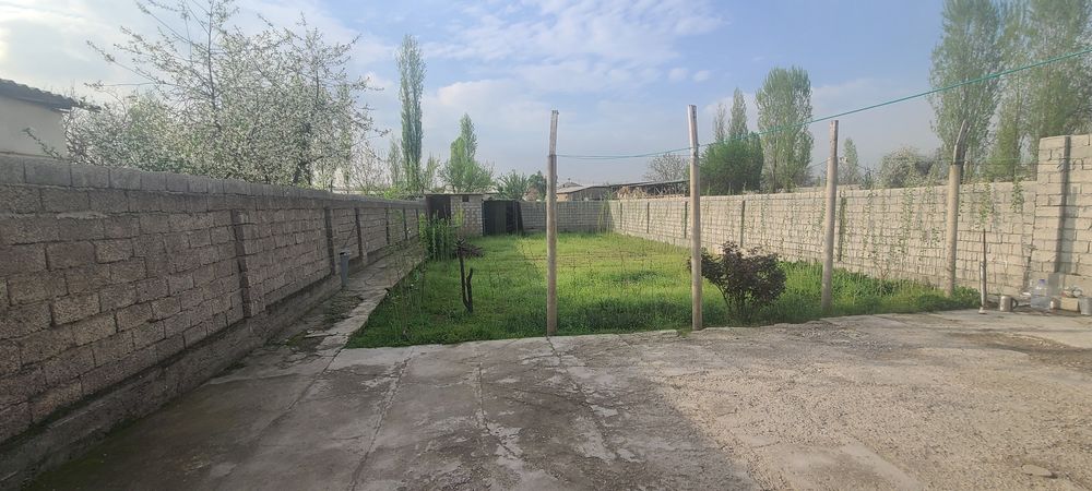 Срочно продаётся дом 5 соток в Янги-Хаётском районе!