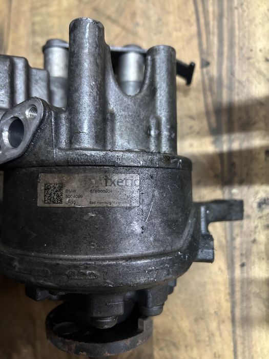 Pompa servo active steering bmw f01 f02 f06 f07 f10 f11 f15 f16