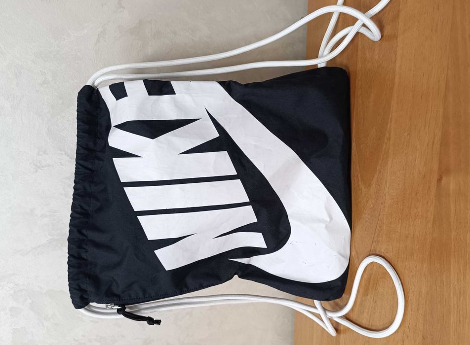 Nike-Много Запазена