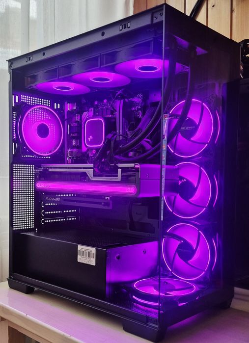 Placa video gaming RX 7800 XT Nitro Plus 16GB