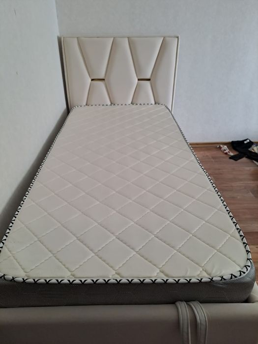 Кровать односпальная 120*220