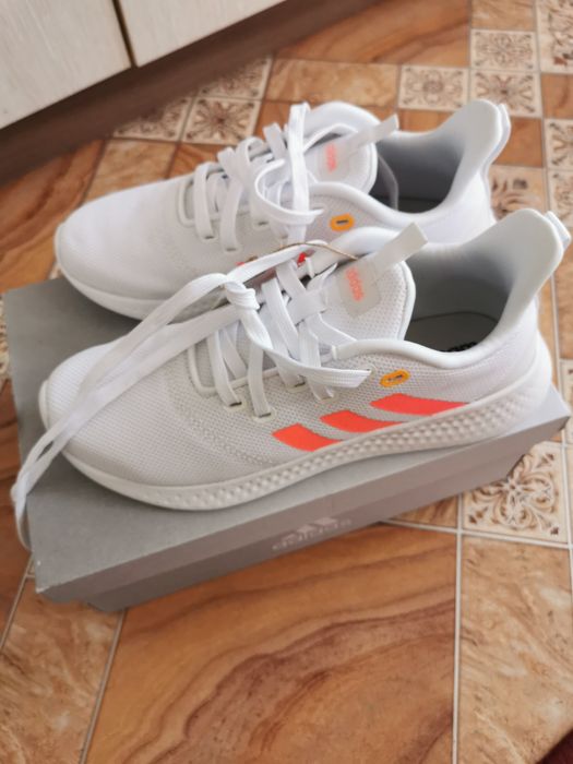 Кроссовки Adidas