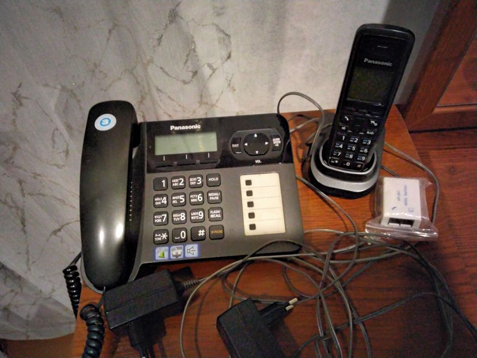 Продам цифровой беспроводной телефон Панассонник