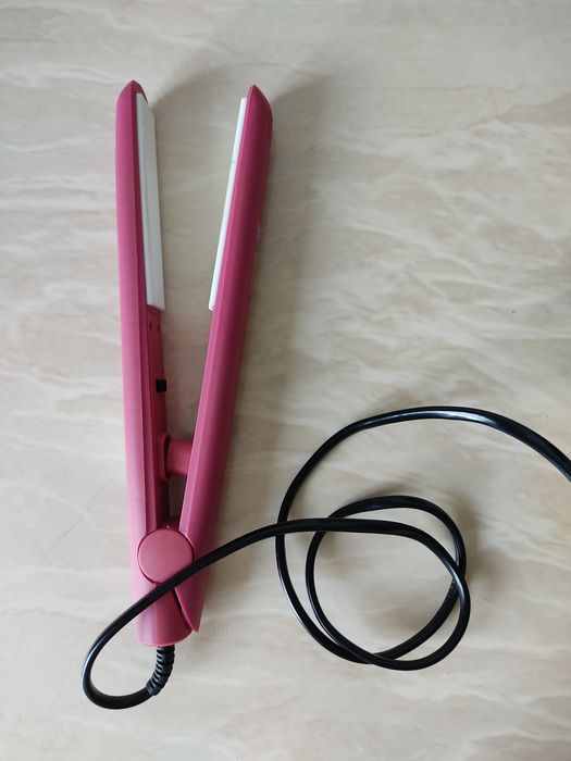 Продам щипцы для выпрямления волос