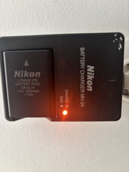 Nikon D3200 – 24MP + obiectiv VR | Poze super clare | Ideal început