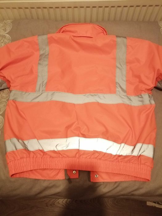 зимно светлоотразително яке