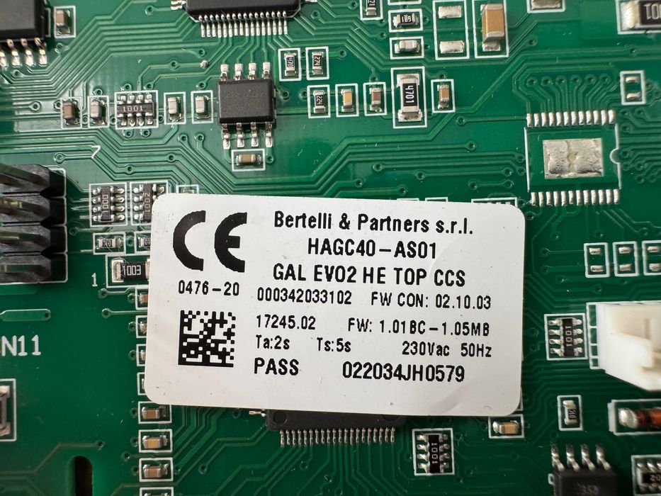 Placa electronica Ariston Genus One 28 kW – cu erori intermitente „detasare flacara”