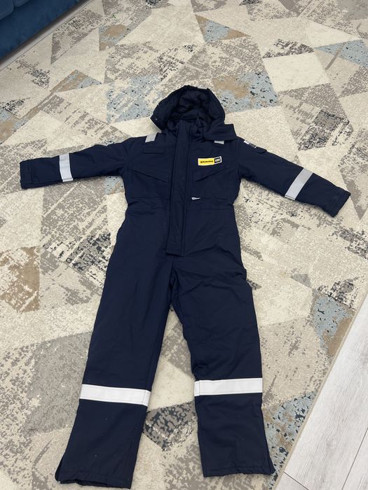 Комбинезон зимний новый