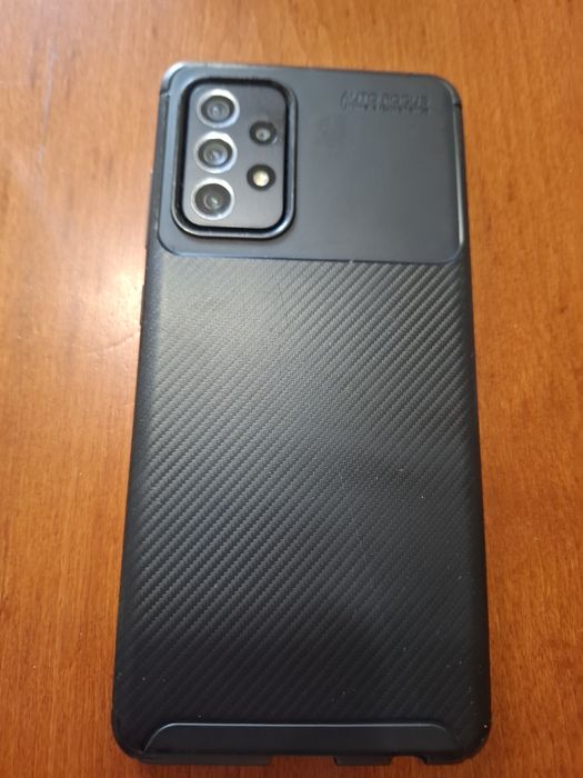 Samsung A72 128GB/6 RAM