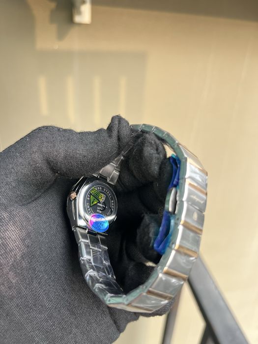 Часовник poedegar НАМАЛЕН!