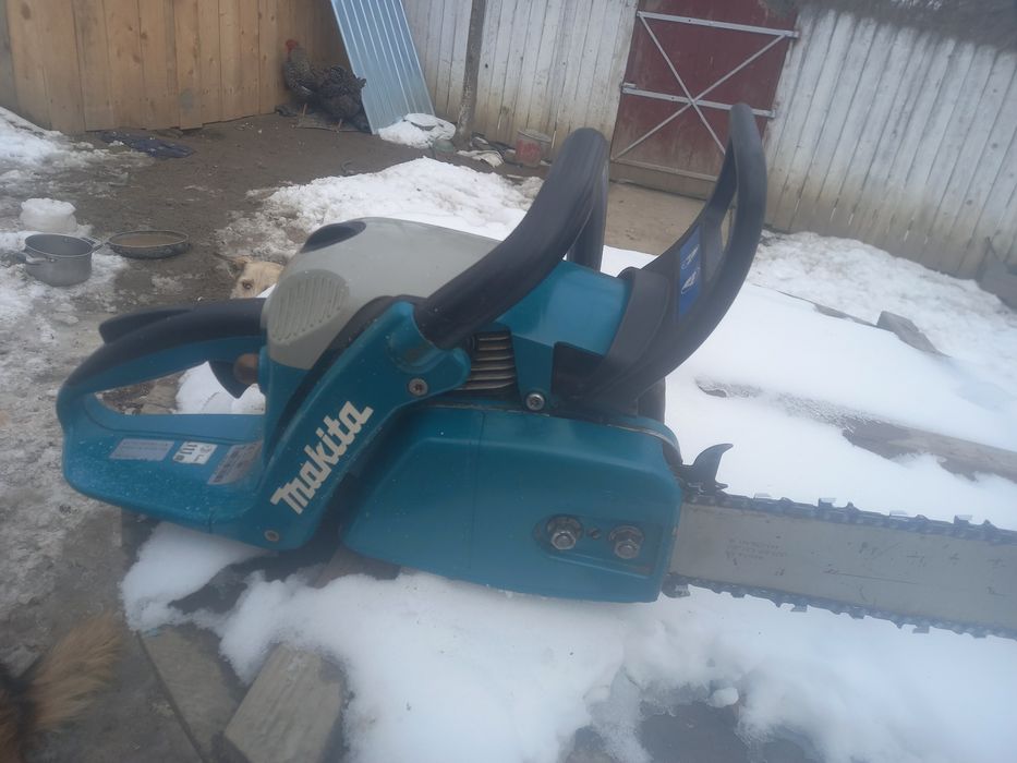 Drujbă Makita în stare f bună