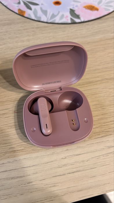 Слушалка JBL + калъф