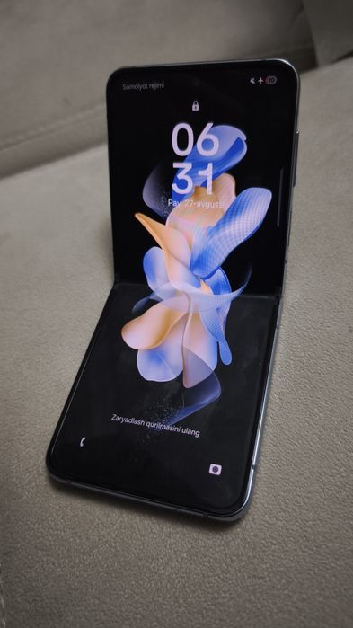 Samsung z flip 4