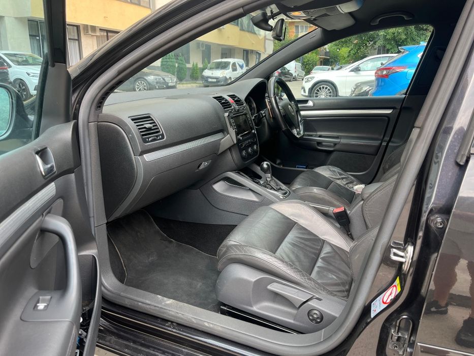 Vw Golf 5 R32 VOLAN PE DREAPTA