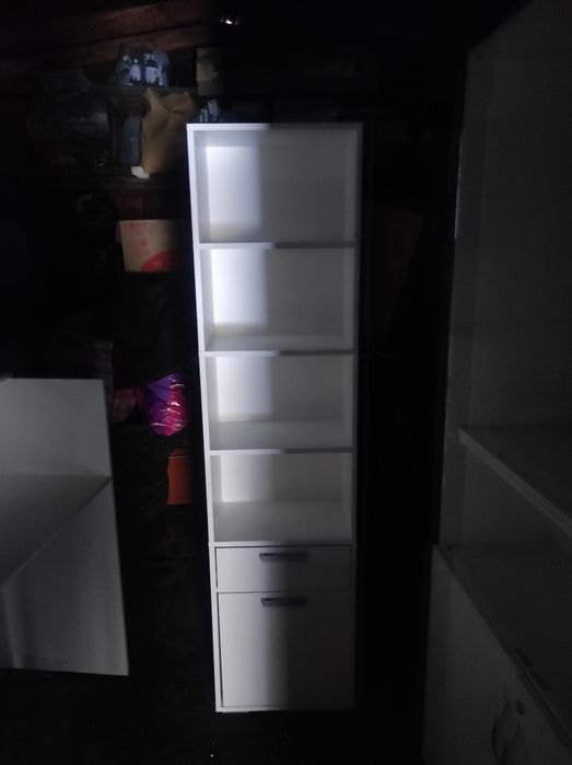 Шкафчик в хорошем состояние