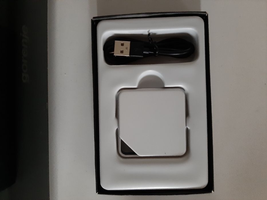 Външен хард диск PXK Air Disk 16 GB, WIFI споделяне на пространството