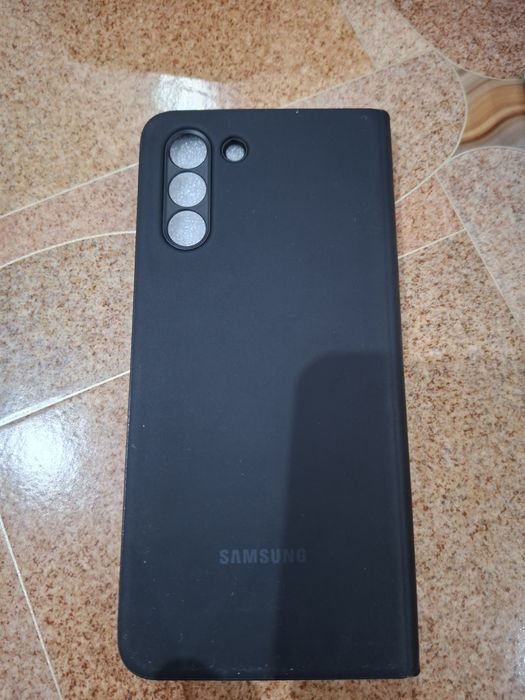 Продам чехол от Samsung Galaxy S21plus.