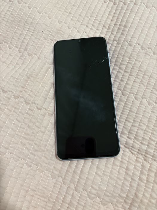 Продается телефон Samsung A13