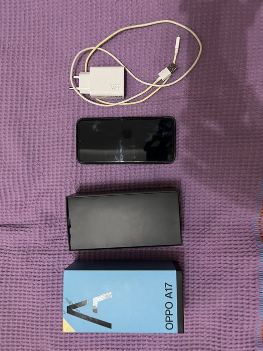 Телефон Oppo A17