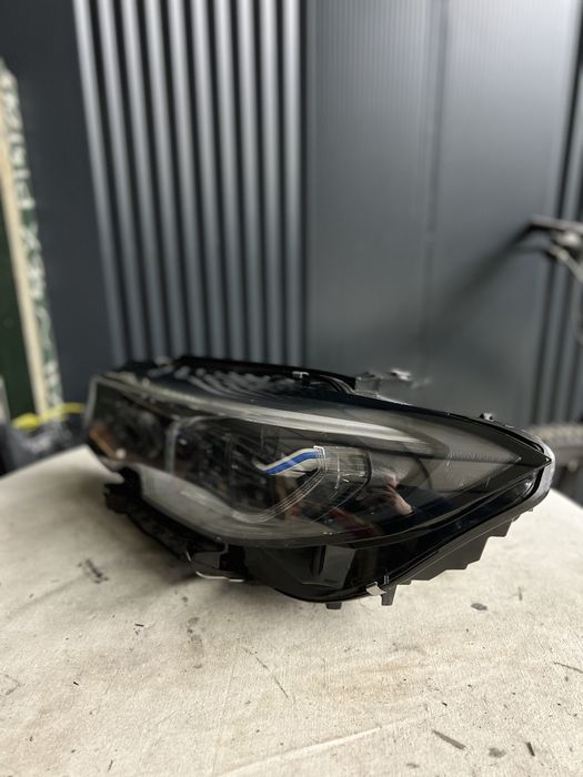 Vand far stanga laser bmw seria 3 G20 G21