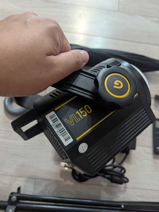 Godox VL150 профессиональный свет.