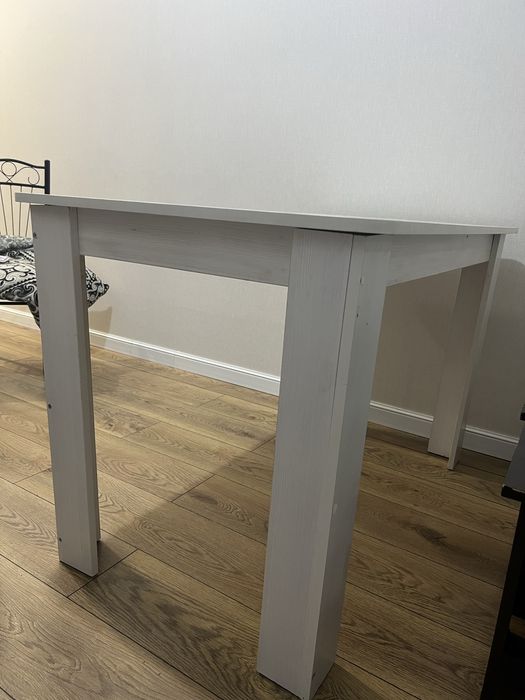 Стол кухонный ЛДСП