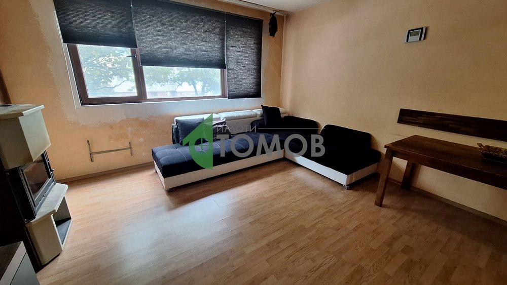 Тристаен апартамент в кв. Опълченски