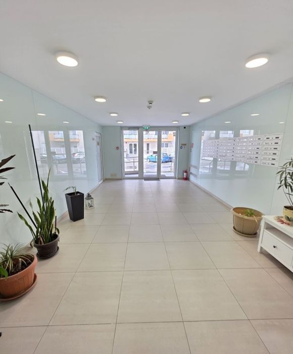 Propietar vand apartament