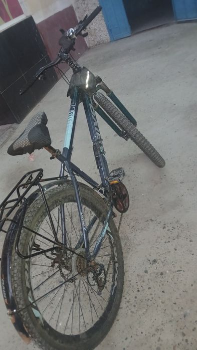 Velosiped sotiladi narxi 800ming sum yana kelishamiz