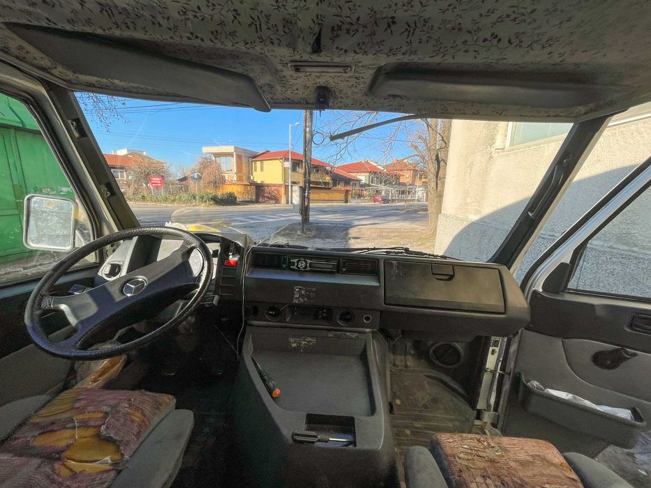 Кемпер ван Mercedes MB100 2.4D Campervan