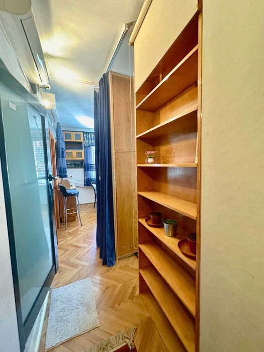 Дава се под наем Тристаен апартамент в София, Лозенец - 60 кв.м за 698.19 € - Снимка #8
