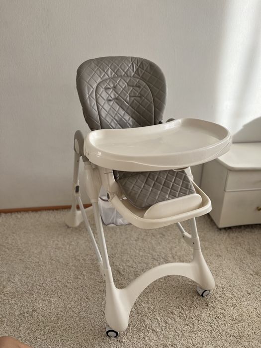 Продам стульчик для кормления