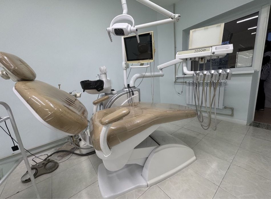 Стоматологическая кресло