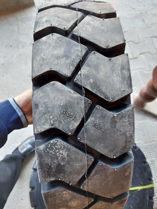 Автошина 7.00-12 Linglong shina kara balon