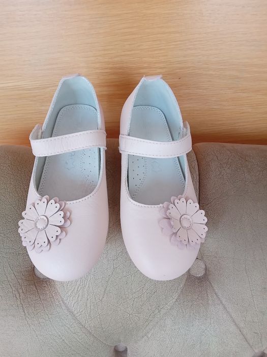 Детски обувки,маратонки,,кецове,пантофи