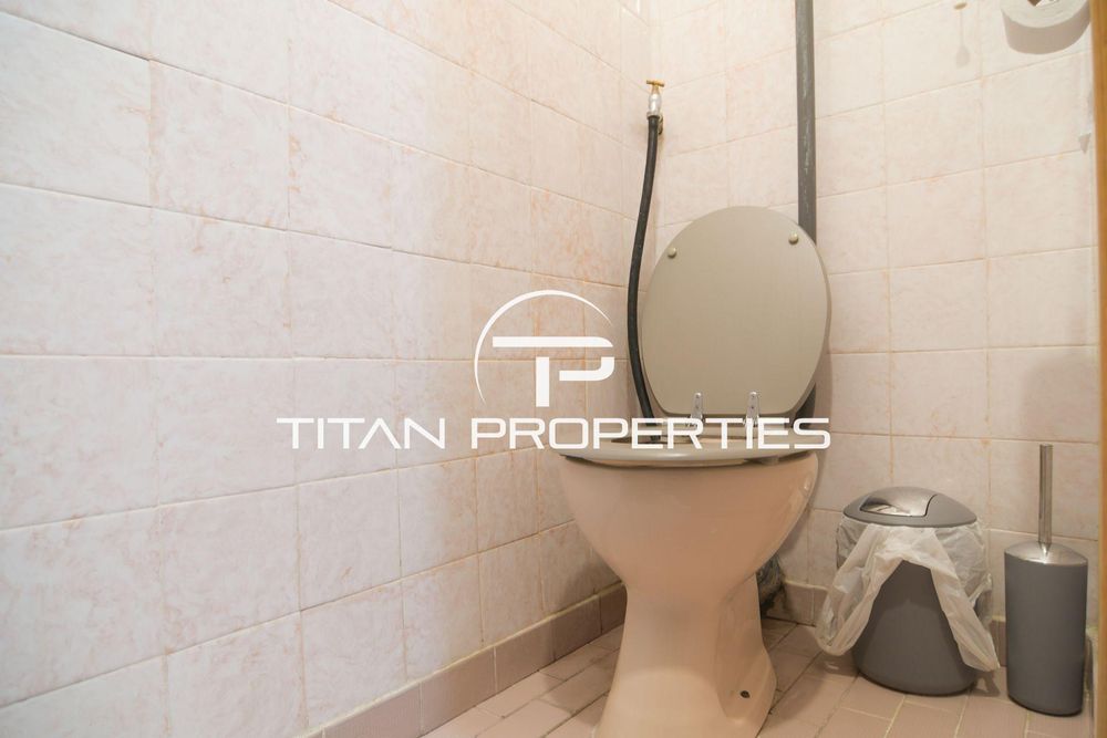 Тристаен апартамент в жк. Тракия