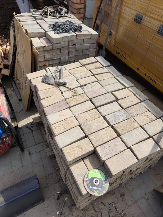 Брусчатка качественная кирпич