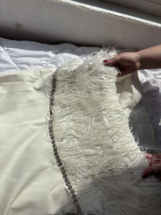 Офицялна Бяла рокля