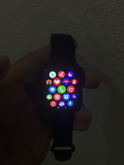 Эпл ватч 11 почти новый