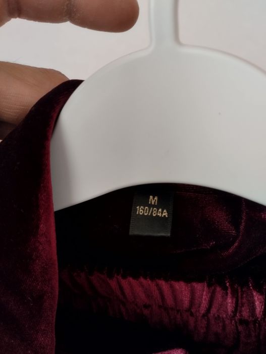 Продам костюм женский