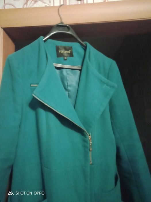 Пальто цвет бирюза