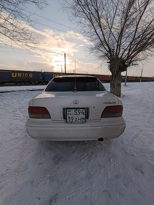 Тойота Авалон продаётся