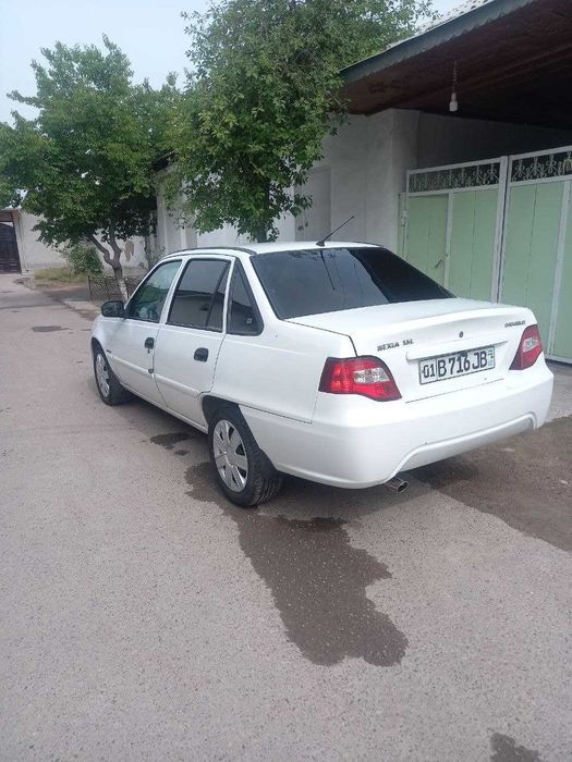 CHevrolet Nexia 2 sotiladi