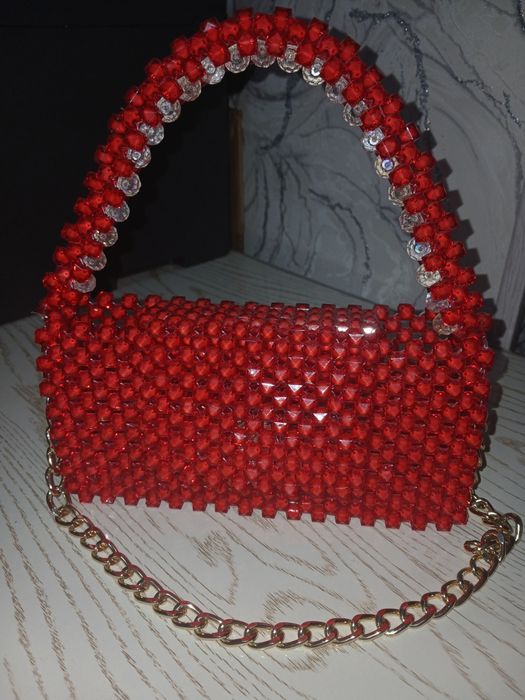 Qo'lda to'qilgan sumkalar