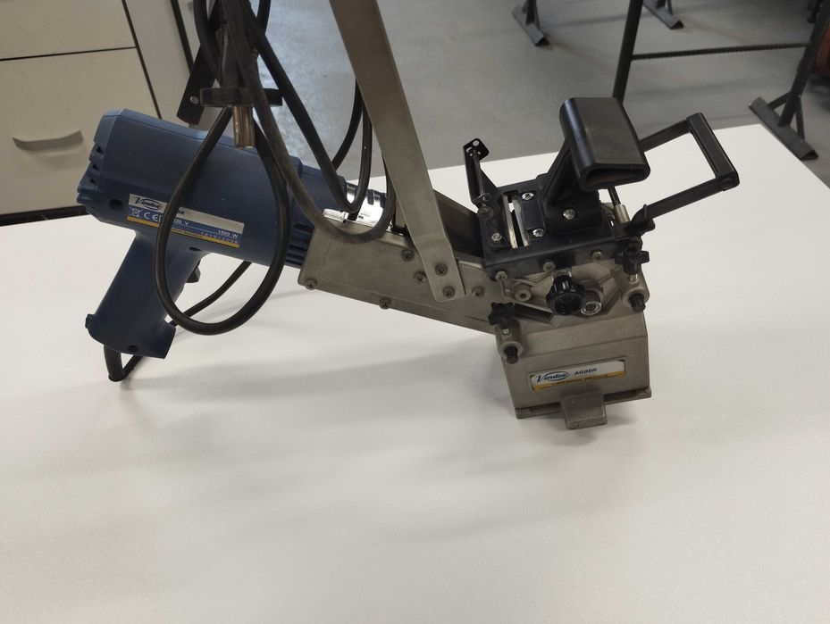 Кантираща машина VIRUTEX AG98F