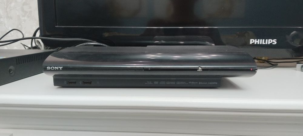 Продам б/у PlayStation 3 в рабочем состоянии