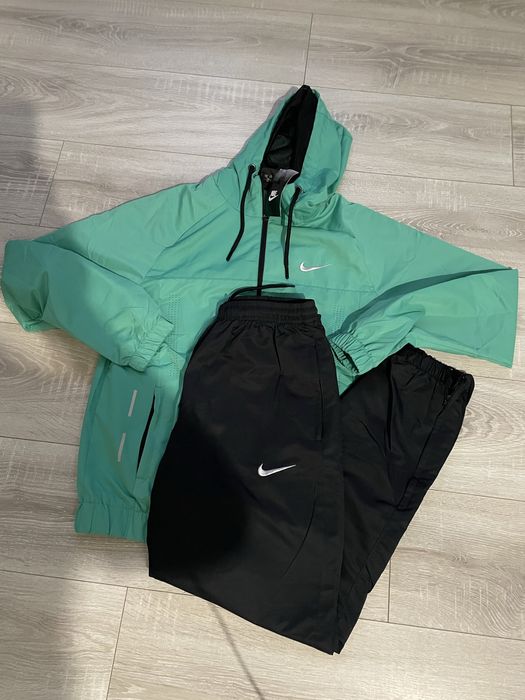 Trening nike super pret!